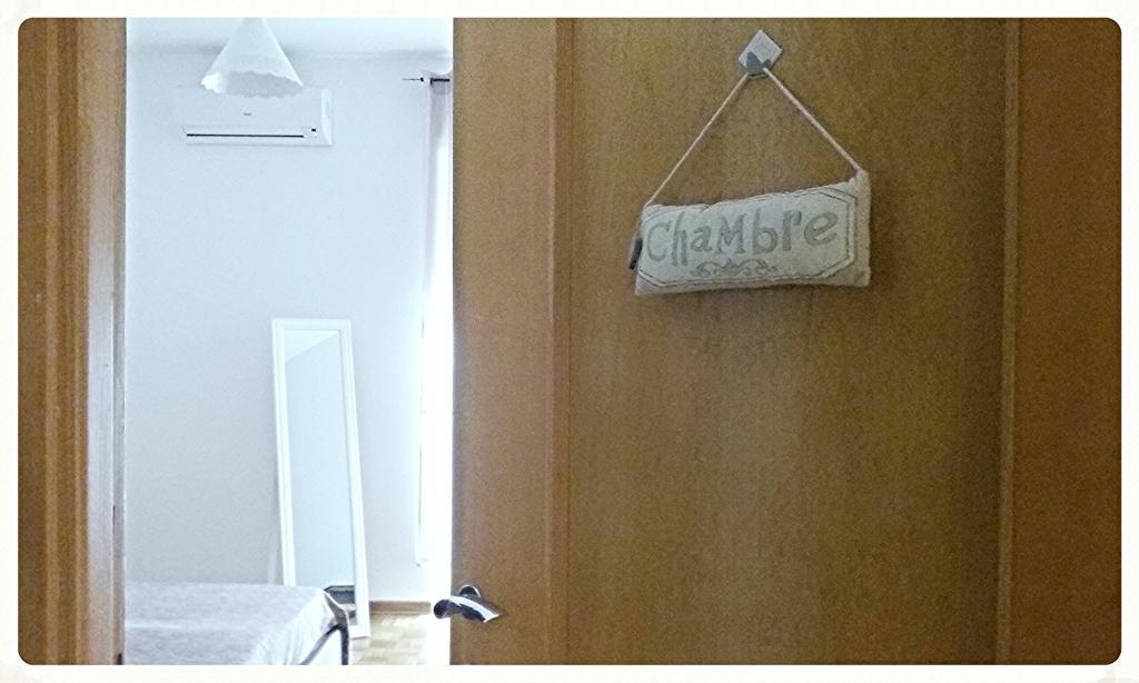 Flamingo B&Bカリアリ 部屋 写真
